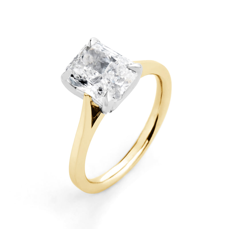 Radiant Cut Diamond Solitaire Engagement Ring in Yellow Gold