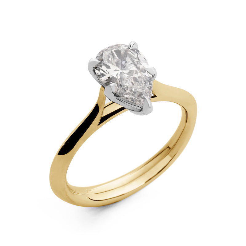 Pear Cut Diamond Solitaire Engagement Ring in Yellow Gold