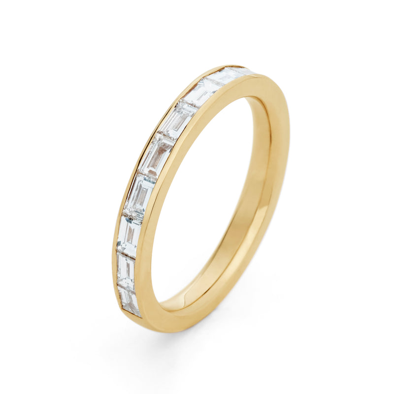 Baguette Cut Diamond Ring in Yellow Gold