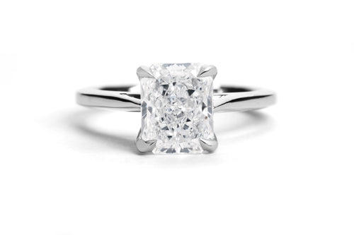 Radiant Cut Diamond Solitaire Engagement Ring in Platinum