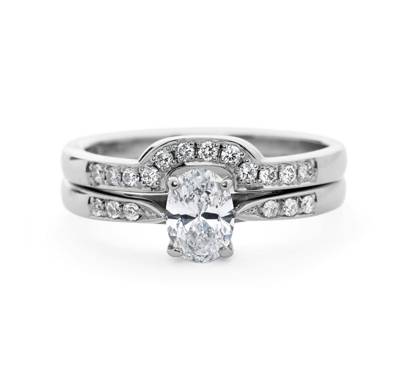 Bow Shaped Wedding Ring in Platinum