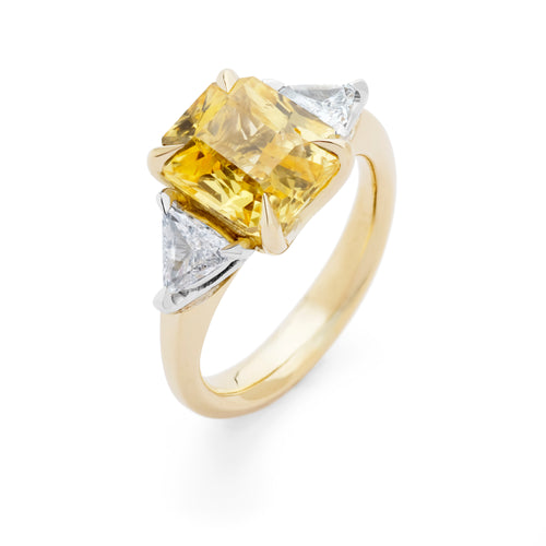 Yellow Sapphire with Trillions